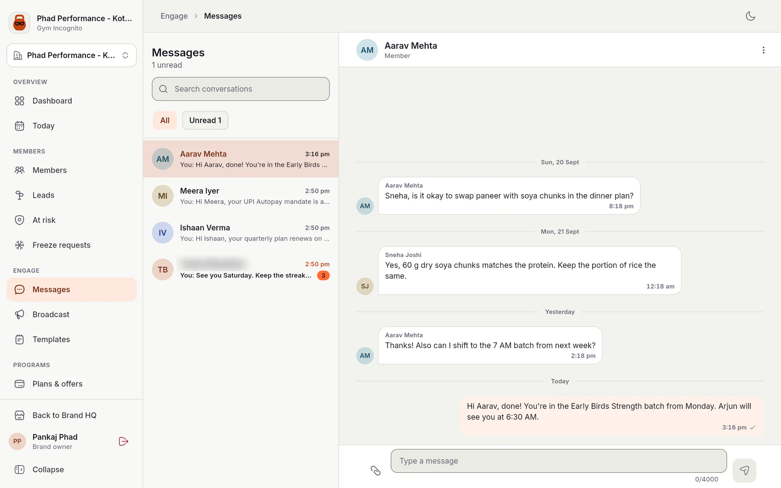 Two-pane messages inbox. The left list shows conversations with Aarav Mehta, Meera Iyer, Ishaan Verma and another member with previews, times and an unread badge. The open thread with member Aarav Mehta shows a question about swapping paneer for soya chunks, trainer Sneha Joshi's answer, a request to move to the 7 AM batch, and today's reply confirming the Early Birds Strength batch.