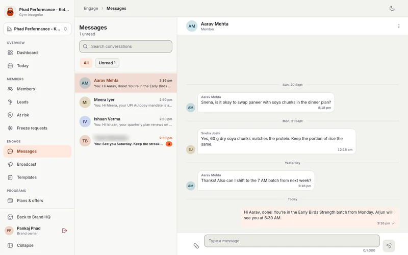 Two-pane messages inbox. The left list shows conversations with Aarav Mehta, Meera Iyer, Ishaan Verma and another member with previews, times and an unread badge. The open thread with member Aarav Mehta shows a question about swapping paneer for soya chunks, trainer Sneha Joshi's answer, a request to move to the 7 AM batch, and today's reply confirming the Early Birds Strength batch.